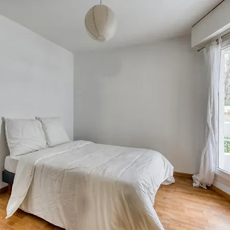 3 Bedroom With Balconies Apartment *