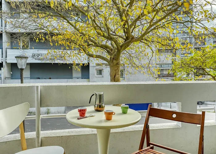 شقة 3 Bedroom With Balconies