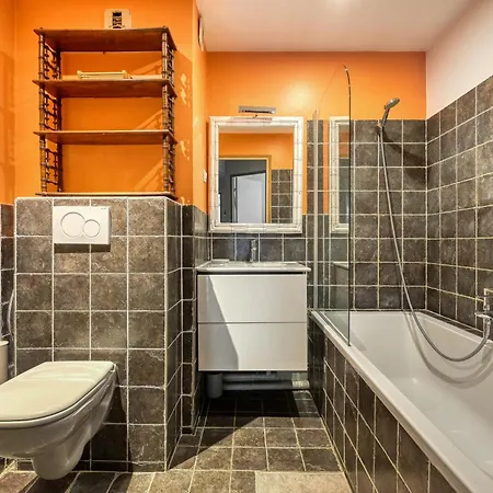 アパート 3 Bedroom With Balconies パリ